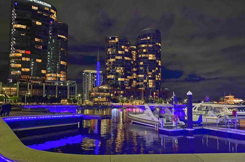 Perth: Elizabeth Quay